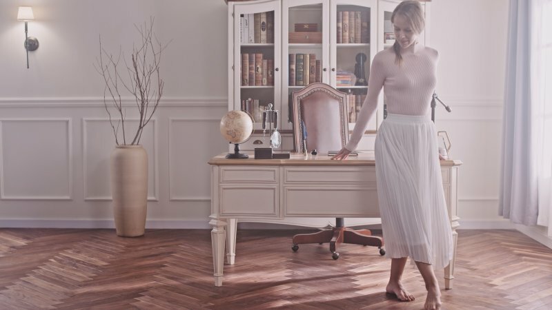 “喜新厭舊”的女人們為什么對地暖實木地板卻情有獨鐘